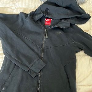 Black Nike Women’s Zip Up